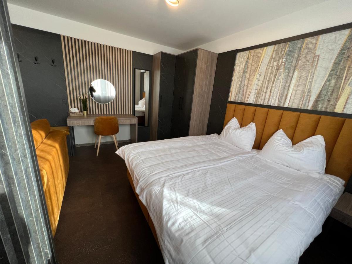 Bonapart Bedburg Luaran gambar